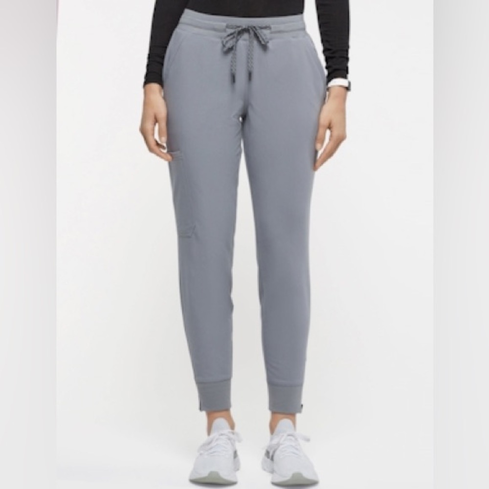 Jaanuu Grey Scrub set
